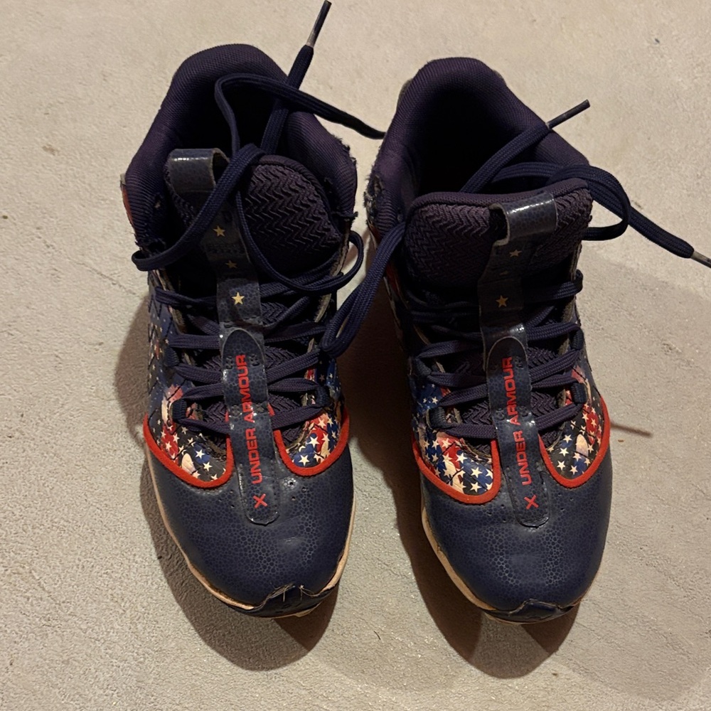 Under Armour Kids' Navy and Red Star Baseball Cleats